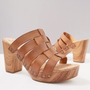 Kork-Ease Devan brown leather sandal size 7
